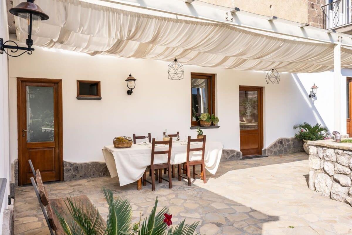 Villa Mimosa Rustic Elegance Views & Pool Massa Lubrense Exteriör bild